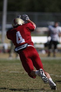 爱游戏官方网站-五大联赛是否在中场搭配中加入更多防守倾向球员，五大联赛最强中场